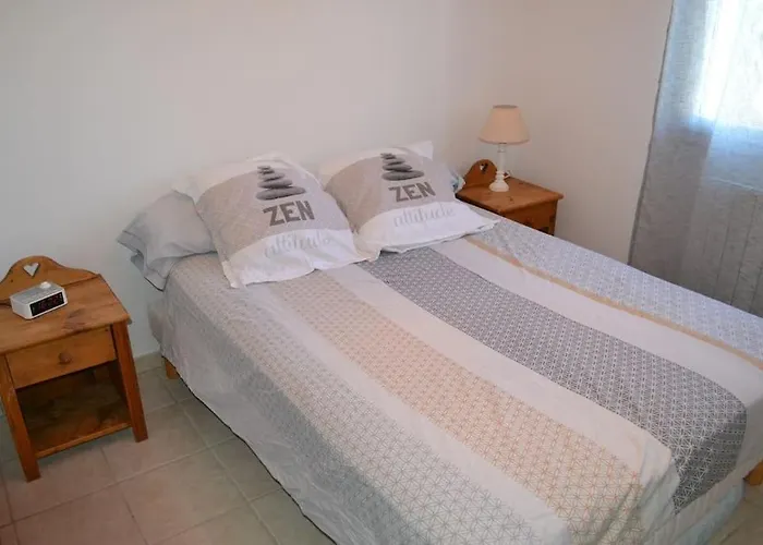 Daire Joli Au Calme Entre Nimes Et Avignon *